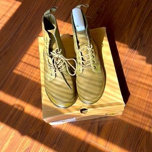 Dr. Martens. Army green boots. Size 11. Brand new